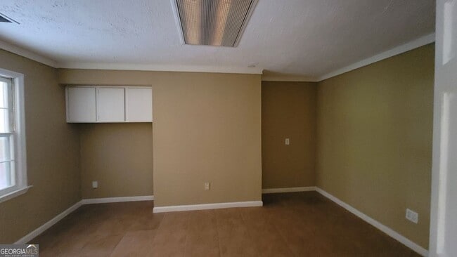 Building Photo - 5005 Johns Creek Ct