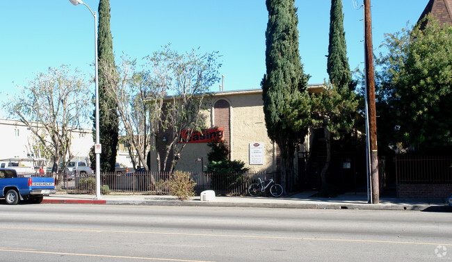 Building Photo - Van Nuys-9216