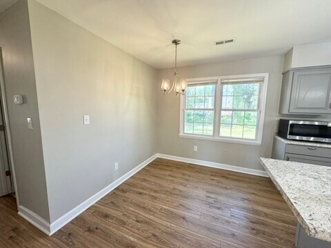 Building Photo - 105 Fort Dr