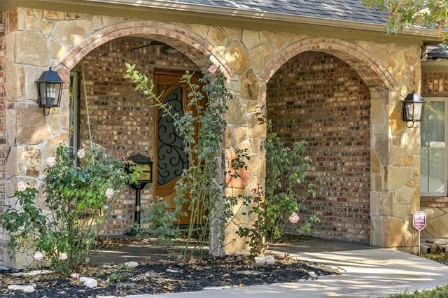 Building Photo - 1313 Mildred Ln