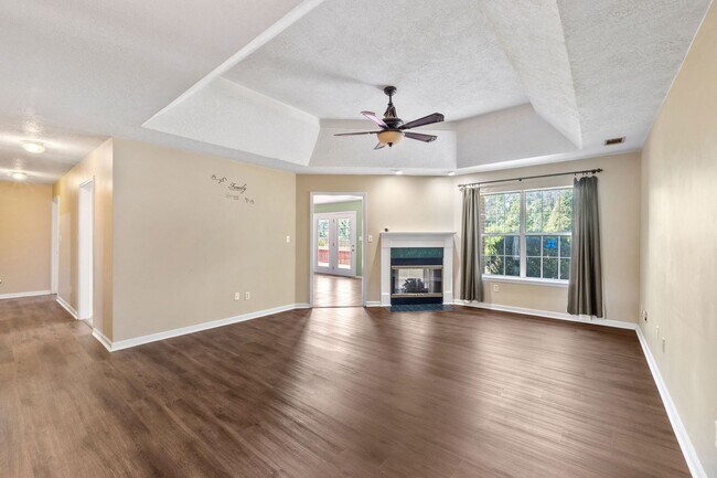 Building Photo - 928 Hunting Horn Wy