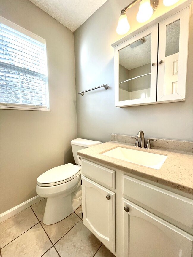 Building Photo - Adorable 3 Bedroom Ranch Home for Rent!