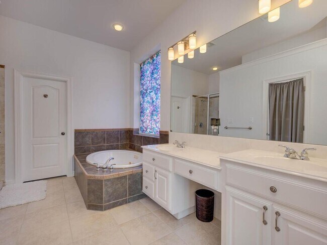 Building Photo - 15405 Prestancia Dr