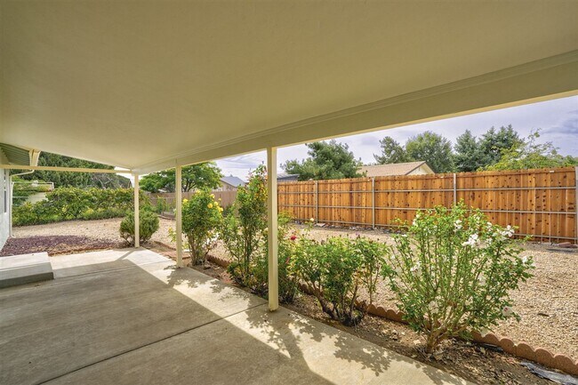 Building Photo - 11045 E Turquoise Cir