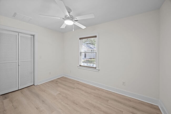 Building Photo - Impeccably Renovated Brick Ranch on James ...