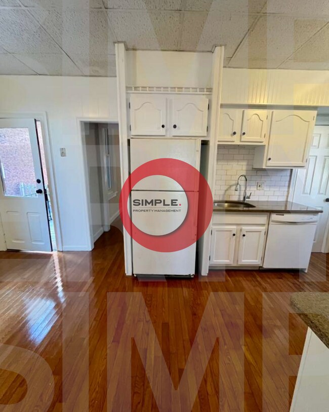 Building Photo - 259 Chestnut St