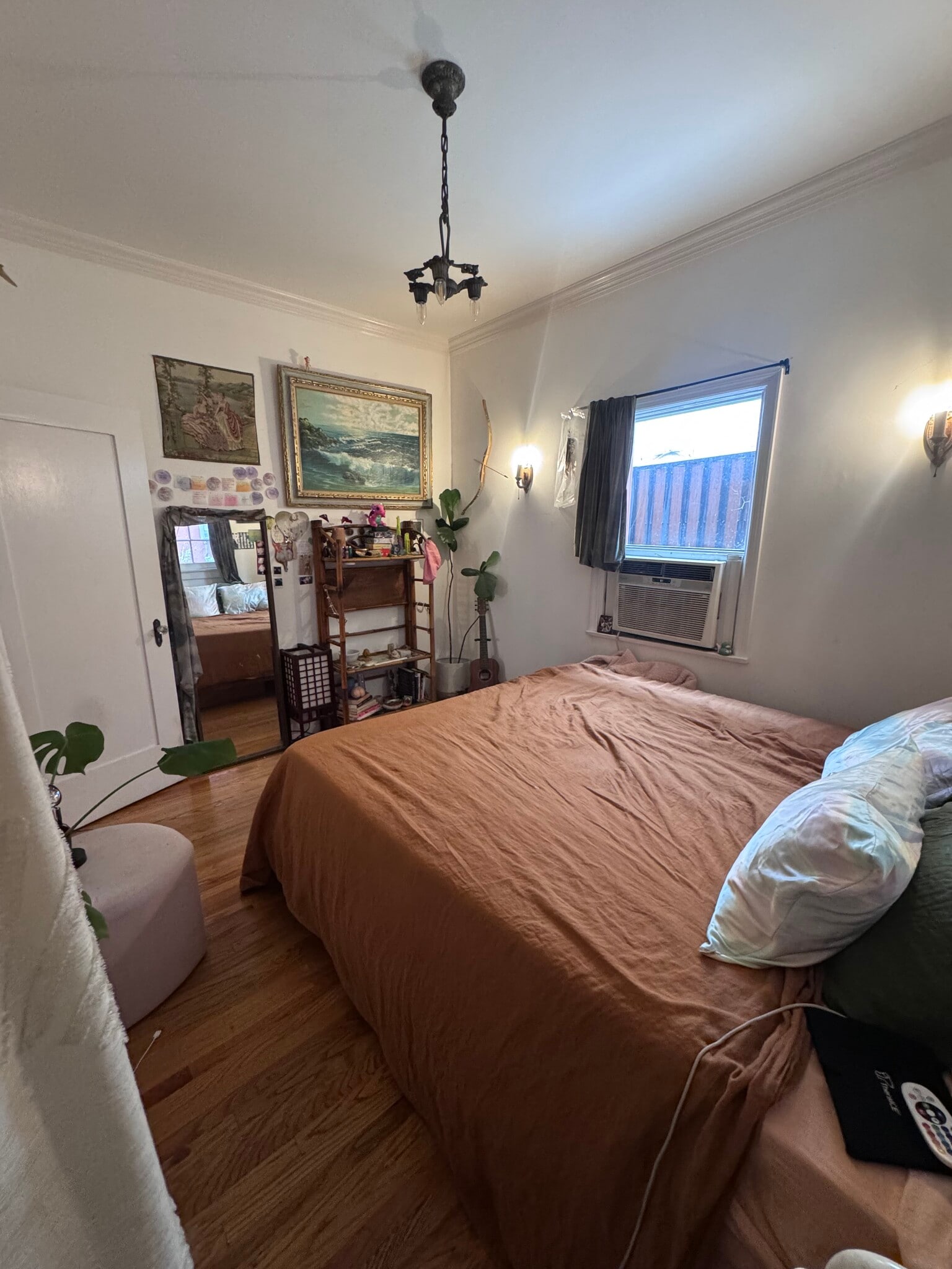 Building Photo - 3360 Descanso Dr