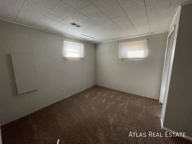 Building Photo - 4502 Moffat Ln