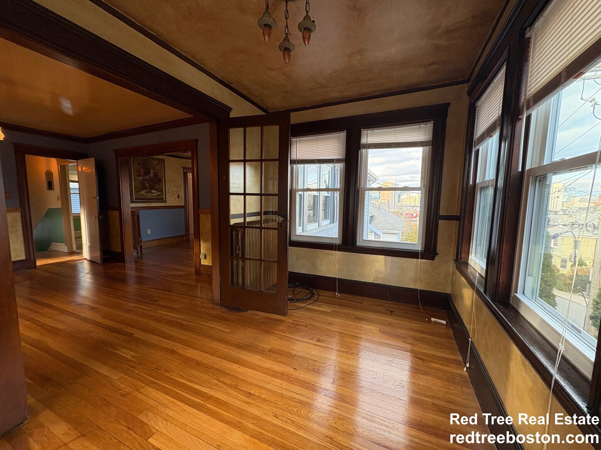 Building Photo - 155-157 Hillside St. Unit 2