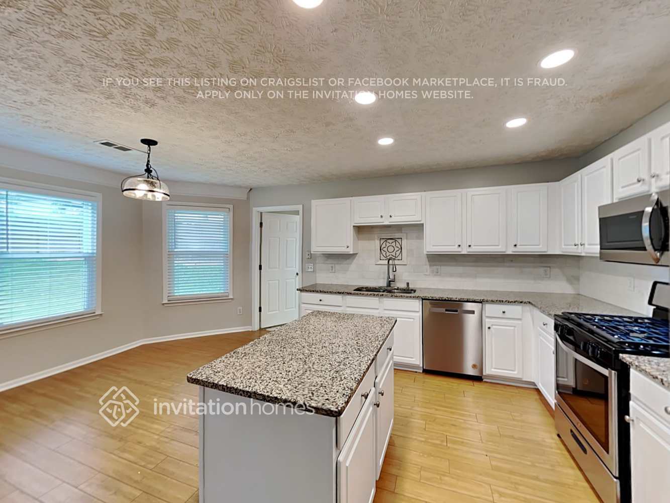 Building Photo - 525 Kensigton Park Dr