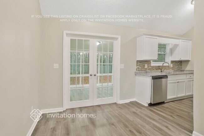 Building Photo - 6458 Phillips Creek Dr