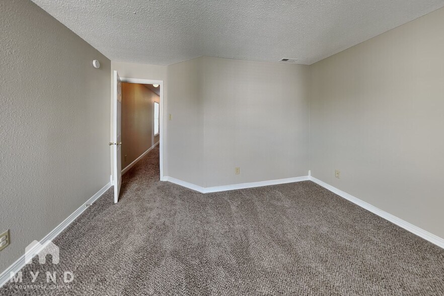 Building Photo - 12632 Endurance Dr