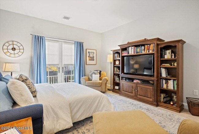 Building Photo - 64 North Ln