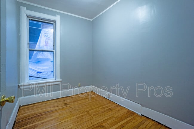 Building Photo - 1313 N 23rd St