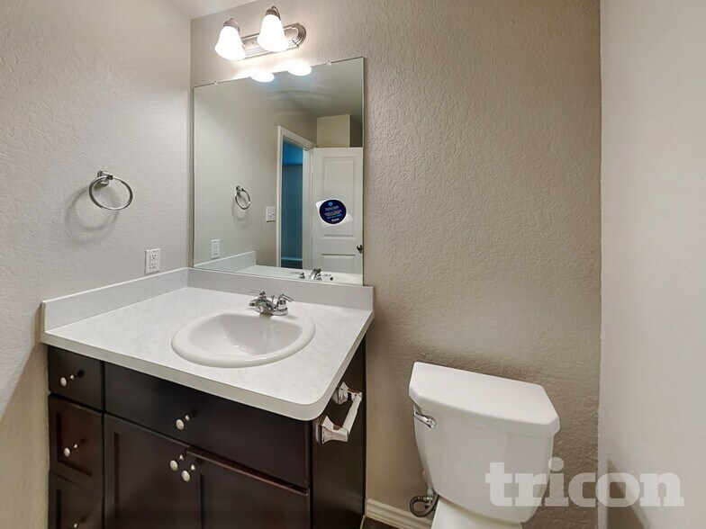 Building Photo - 8522 Amistad Cove