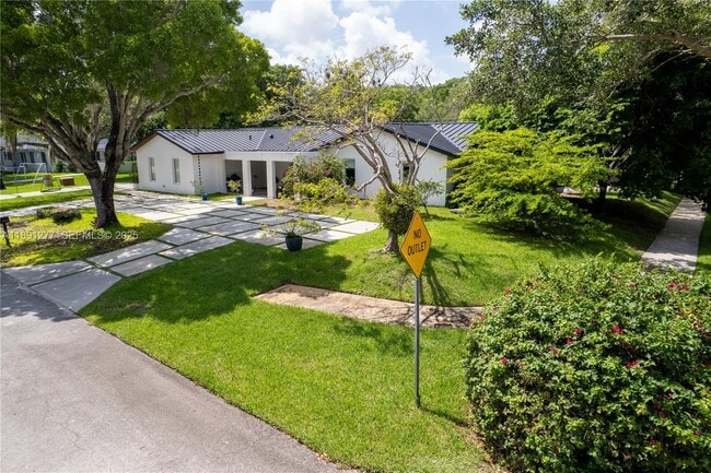 Building Photo - 7705 SW 171st Terrace