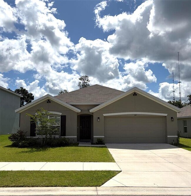 Building Photo - 169 SE 66th Ct