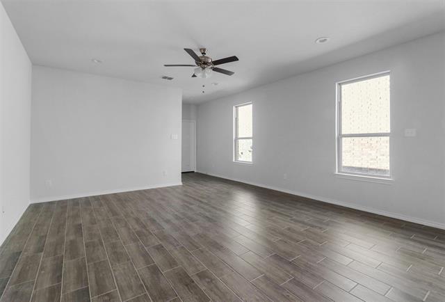 Building Photo - 3308 Dahlia Dr