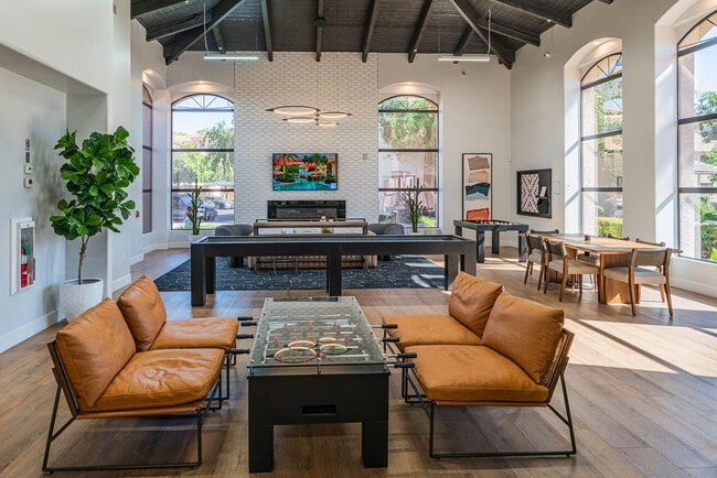 Building Photo - 2150 S 55th St