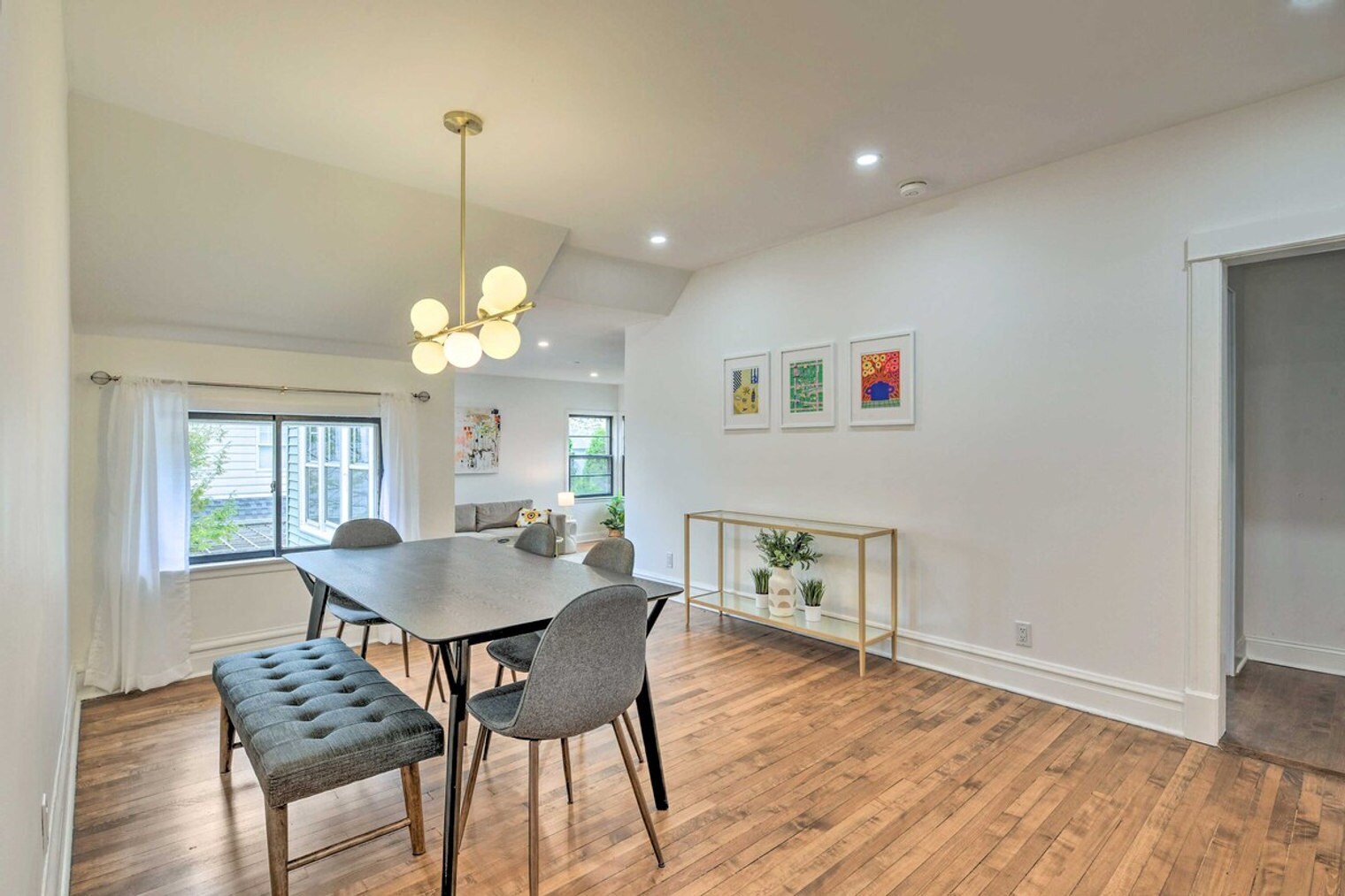 Building Photo - 1129 Augusta St