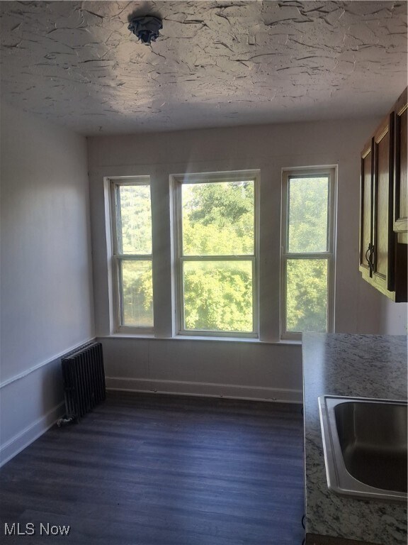 Building Photo - 5466 S Ridge Rd