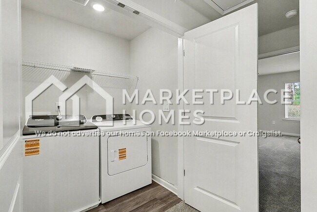 Building Photo - 2099 Avalon Rdg