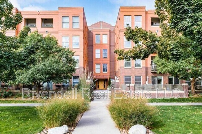 Building Photo - 1631 Emerson St