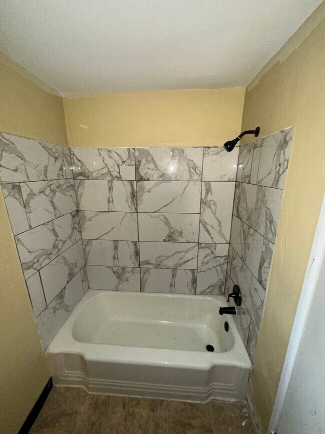 Building Photo - 2234 Worton Blvd