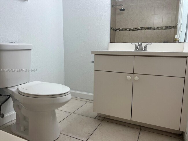 Building Photo - 4660 NW 79th Ave