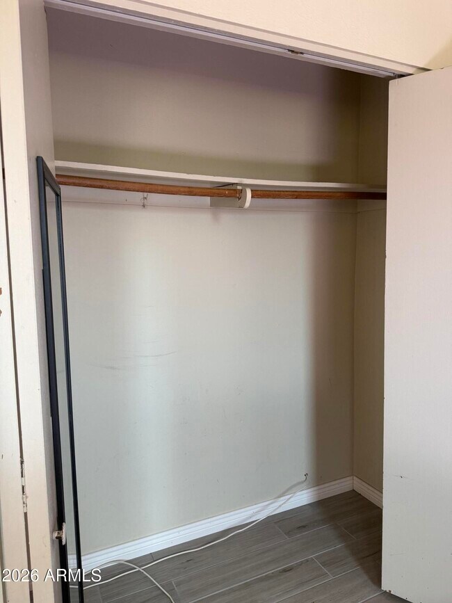 Building Photo - 6943 E Latham St