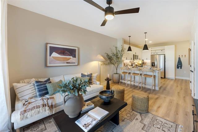 Building Photo - 2908 E Howard Ln