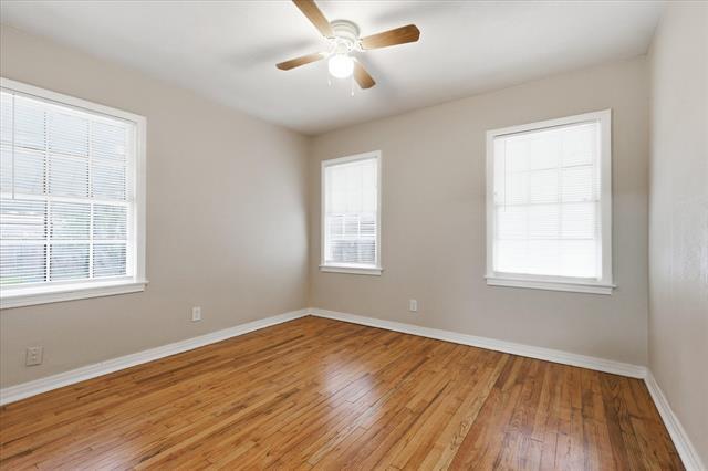 Building Photo - 3523 Dutton Dr