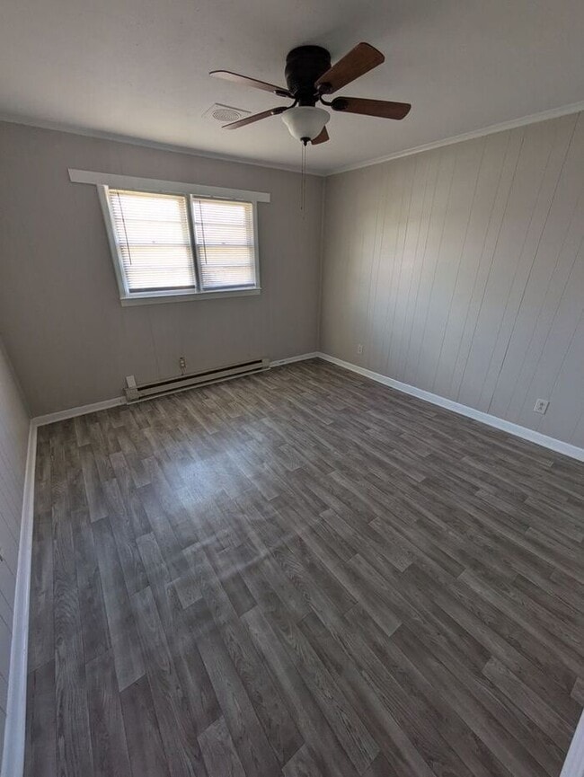 Building Photo - 3BD/1.5BA Duplex in Morganton, NC