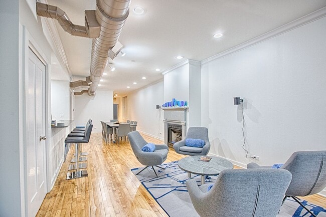 Building Photo - Video Tour- HUGE 1 Bedroom- 2 1/2 Bath Apartment. High-end loft style. Cook's Kitchen- Common Roo...