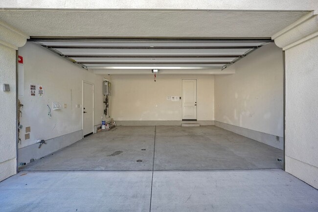 Building Photo - 4Bed/3Bath House in San Marcos~ Merit