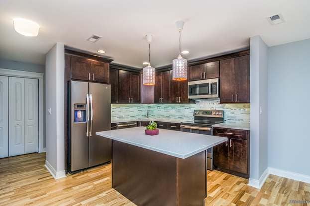 Building Photo - 1026 Castilian Ct