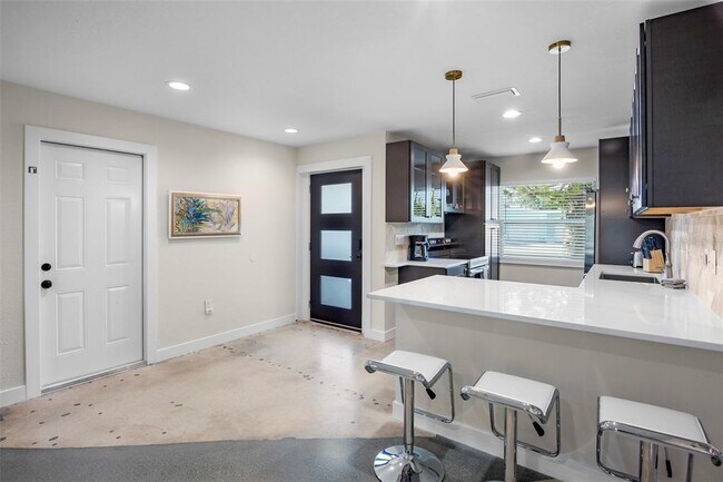 Building Photo - 442 62nd St