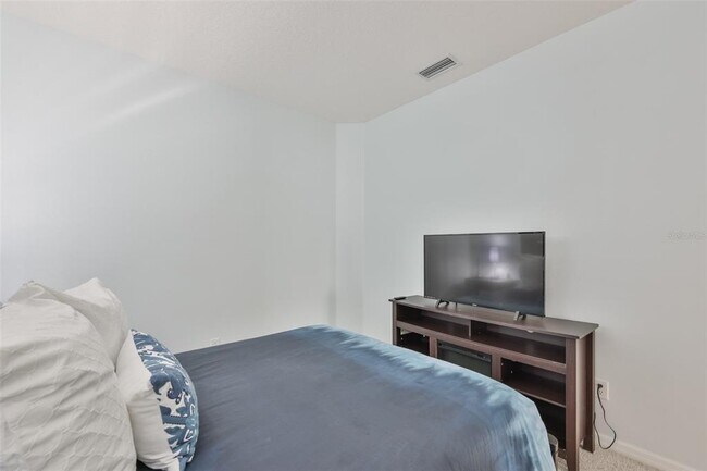 Building Photo - 823 Seminole Sky Dr