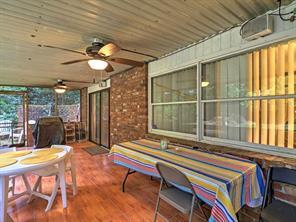 Building Photo - 843 Artwood Rd NE