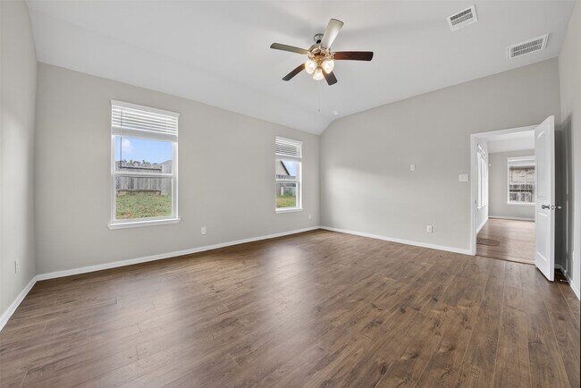 Building Photo - 18102 Humber River Ln