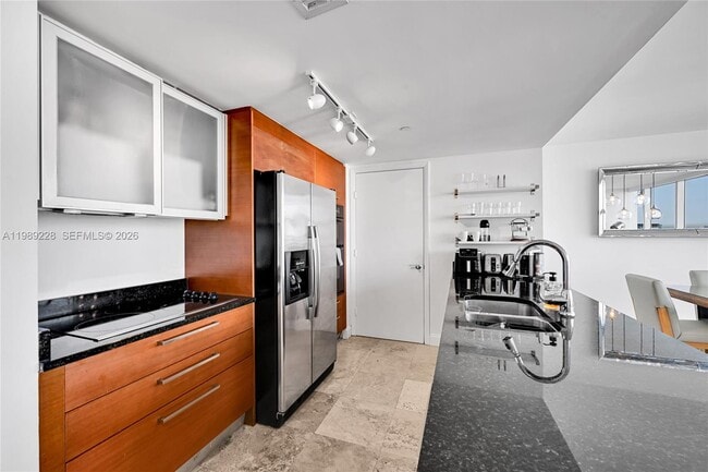 Building Photo - 1830 S Ocean Dr