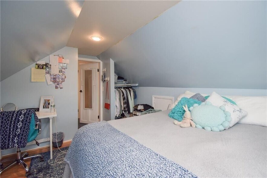 Building Photo - 16 Vaughan Ave