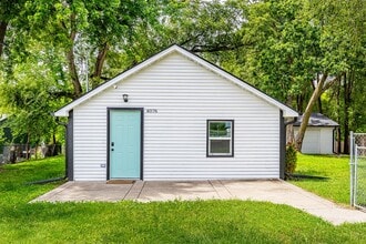 Building Photo - Newly Updated!! 3 Bedroom, 1 Bathroom Home in Des Moines!