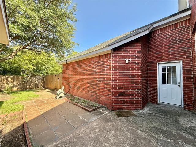 Building Photo - 17712 River Chase Dr
