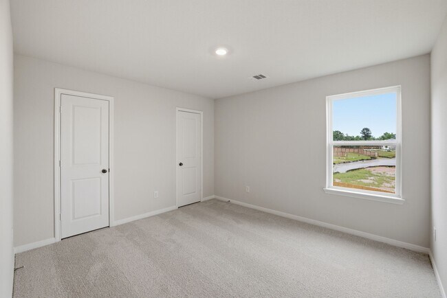 Building Photo - 5902 Peony Pl