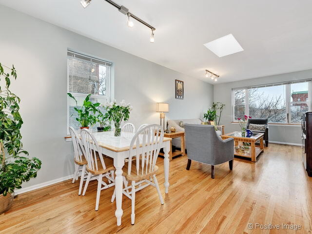 Building Photo - 1632 W Ohio St