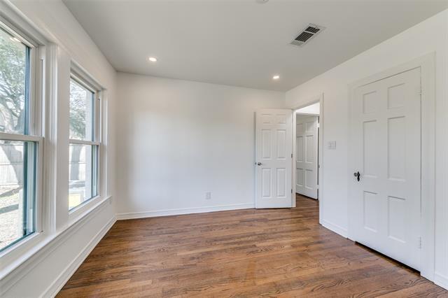 Building Photo - 5119 Maple Springs Blvd