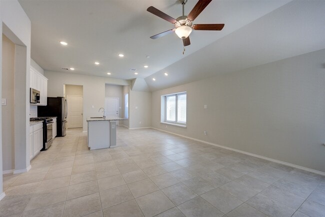 Building Photo - 32014 Quail Terrace Ln