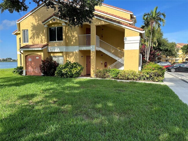 Building Photo - 2647 NW 33rd St