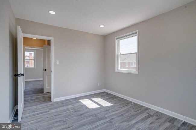 Building Photo - 4100 Colborne Rd
